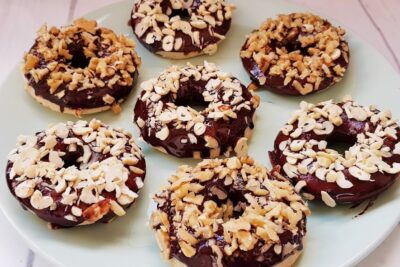 Blog de inspiración vegana: Donuts veganos al horno con cobertura de chocolate